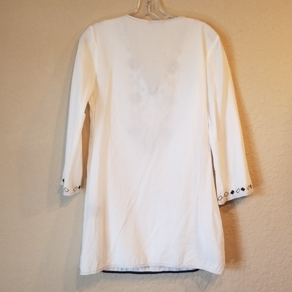 Embroidered Tunic Top - Picture 6 of 6
